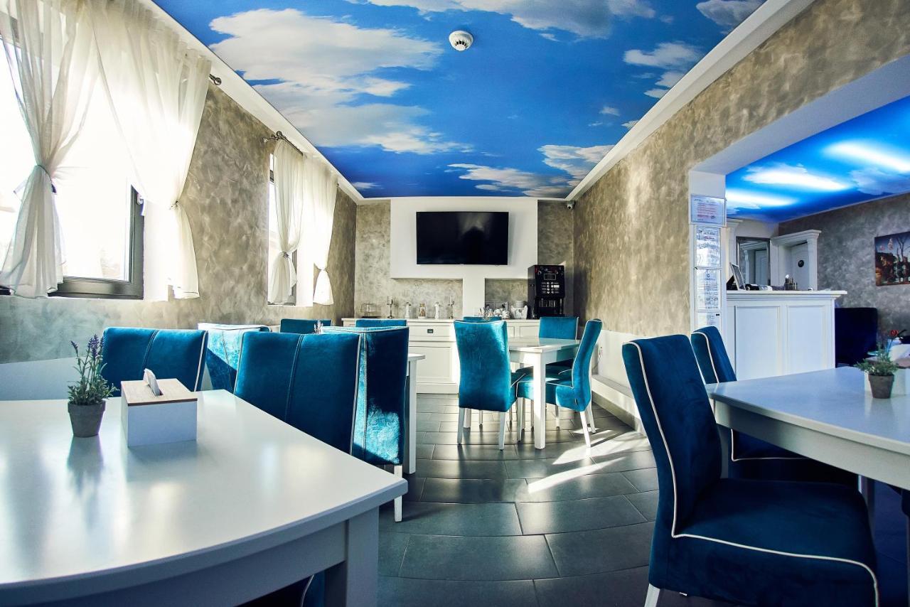 Boutique Hotel Casa Medievala Curtea De Arges Ngoại thất bức ảnh