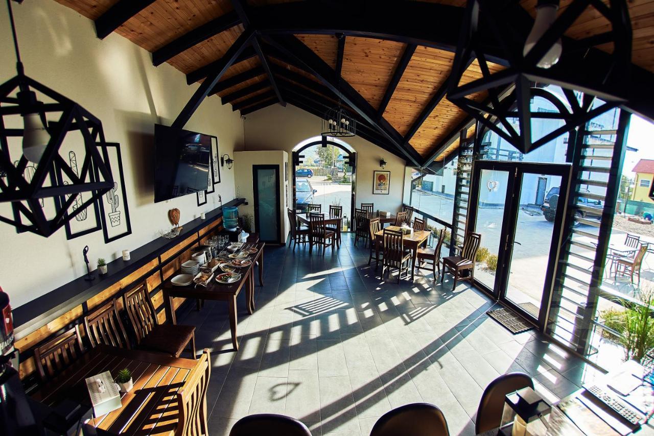 Boutique Hotel Casa Medievala Curtea De Arges Ngoại thất bức ảnh