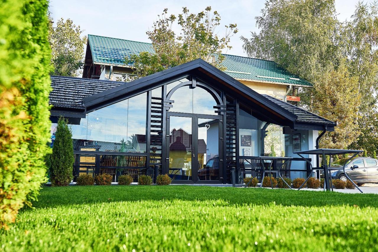 Boutique Hotel Casa Medievala Curtea De Arges Ngoại thất bức ảnh