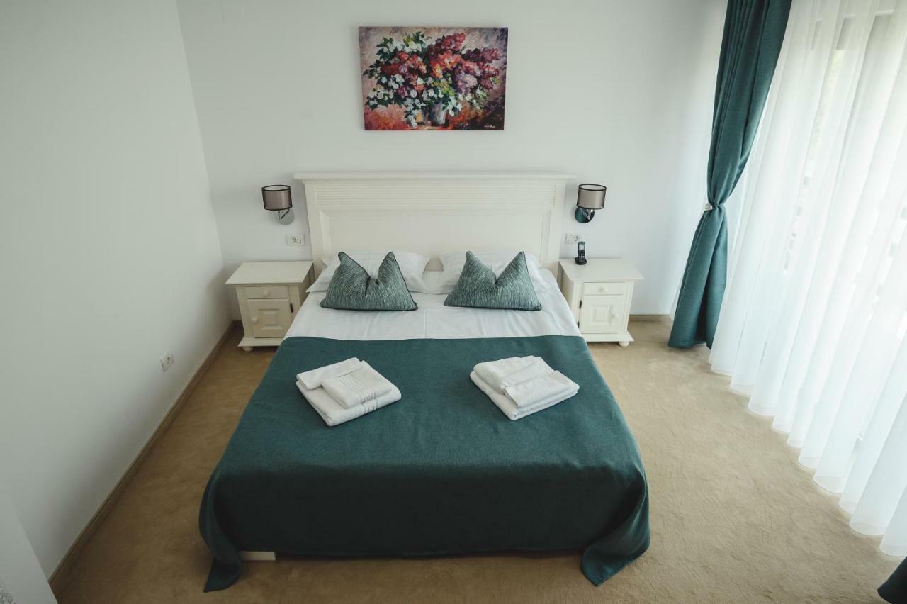 Boutique Hotel Casa Medievala Curtea De Arges Ngoại thất bức ảnh